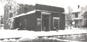 brick_building_and_snow